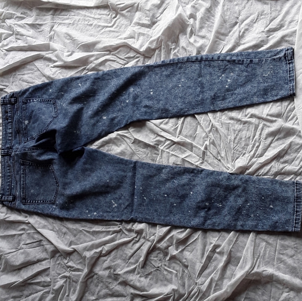 Cabi Constellation Paint Splatter Skinny Jeans - Picture 3 of 11